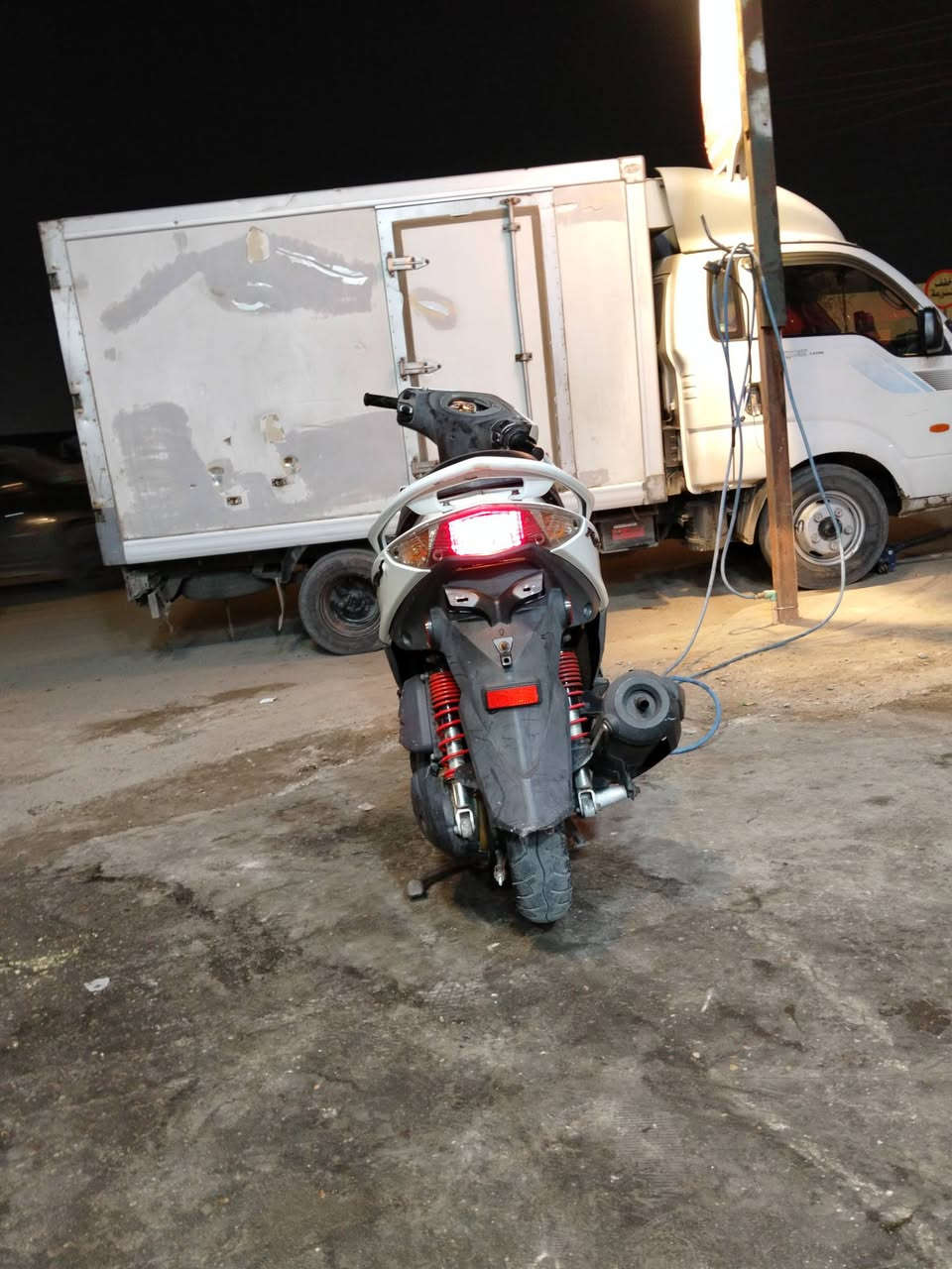 للبيع كفالة عامة العنوان البدايات شارع المصرف اتصل وتدلل
***********
