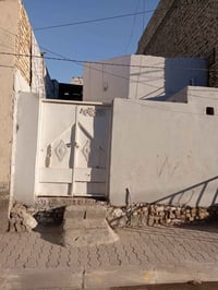 دار للبيع • ١٠٠م • شارع سيد ضياء المختار