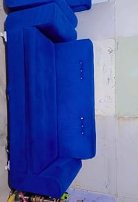 تخم • نضيف • صوفا