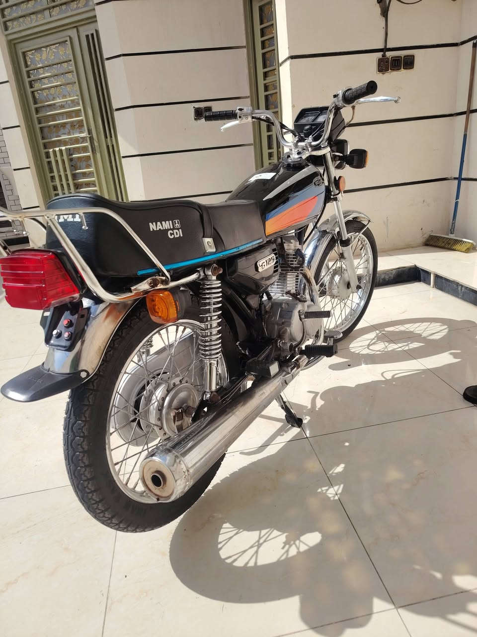 دراجه نامه امتياز اوراق كامله وكيلها سيد خلدون كهربائيات كل نقص مابيهن معمره كله اصلي  شوفت عينك  مستعجل على بيعتها***********
