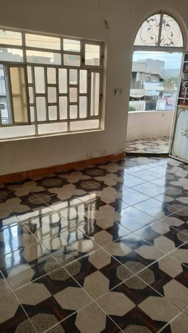 فرصة استثمار عقار ملك صرف ركن 4 مشتملات وارد بالشهر 800 الف ***********
سعر 230 مليون بي مجال العقار بكركوك الحي العسكري قريب على جامع سداد كركوك, العراق
