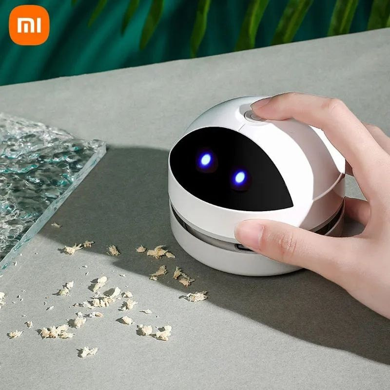 هذا الكائن الصغير هو بطل مكتبك الجديد! 🦸‍♂️ صغر حجمه لا يخدعك، شفطه قوي وشكله يفتح النفس للعمل أو الدراسة. لا تخلي الفوضى تشتت تركيزك، اطلبه الآن وخلّه يقوم بالمهمة الصعبة عنك!"

• "صغيرة في الحجم.. كبيرة في الأداء! 🌪️"
• "رفيقك المثالي لمكتب أنيق دائماً. ✨"
• "نظافة ذكية بلمسة عصرية. 🤖"


**إذا كنت صاحب هذا الإعلان وتريد حذفه لأي سبب، رجاءا أرسل رسالة إلى الدعم الفني**