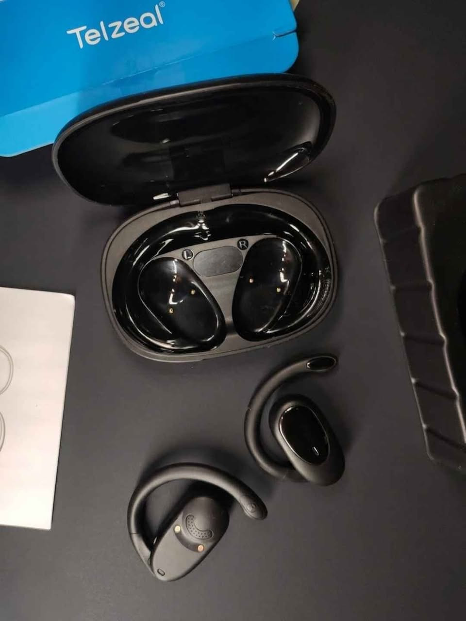 هێدفۆنی تایبەت بە وەرزش و ڕاکردن، بۆ کاتی ئاسایش ئەبێت 
زۆر سەلامەتە ناچێتە ناو گوێ 
24 کاتژمێر بەرگە ئەگرێت 
سەوتێکی باش کوالێتیەکی باش ✅
سماعات رياضية مخصصة للجري، مصممة لضمان السلامة. آمنة للغاية ولا تدخل داخل الأذن. تدوم حتى ٢٤ ساعة. صوت رائع وجودة صوت ممتازة. ✅
FREE DELIVERY 🚚 أربيل, العراق


**إذا كنت صاحب هذا الإعلان وتريد حذفه لأي سبب، رجاءا أرسل رسالة إلى الدعم الفني**