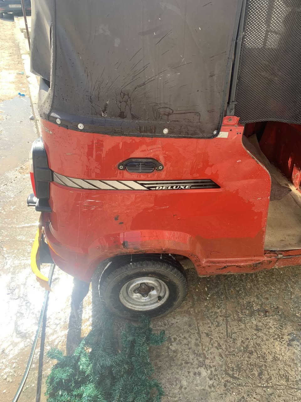 ‎تكتك موديل١٩اوراق سعر ٣ونص وبيهه مجال ***********
