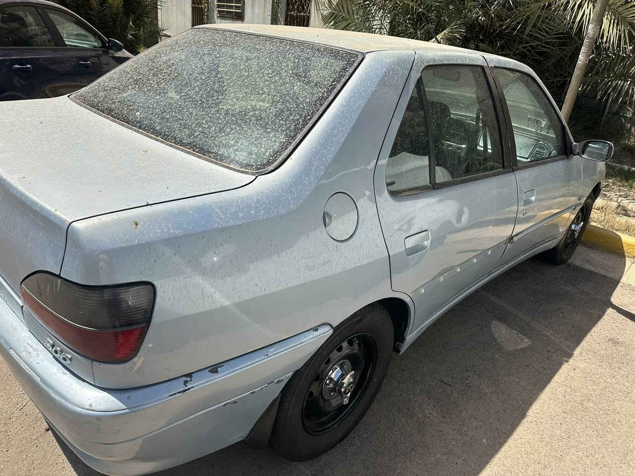 للبيع بيجو 306 موديل 2002 تخم تايرجوها السيارة مدوشمة عام السيارة مشروع وطني حره مامطلوبة المكنية بدايت بخار خفيف كلش  مكاني بغداد السعر 38 وبي مجال بسيط للطيبن هاتف ***********
