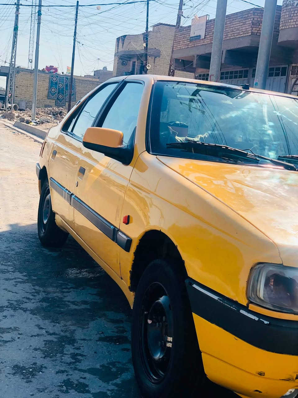 السلام عليكم للبيع بيجو لميس 405موديل 2015بغداد اجره سنويه لحد 2027 تسقط تحويل مباشر ثاني يوم بيه 3قطع تبديل السياره بيه مكينه وكير فرنسي لاتنقيص ولا تبخير تبريد شغال ثلج ❄️ السياره ماشيه 360027 حقيقي السعر 32 ورقه وبيه مجال مكان السياره بغداد مدينه الصدر الرقم *********** *********** ملاحظة (المو شراي لا يتصل )
