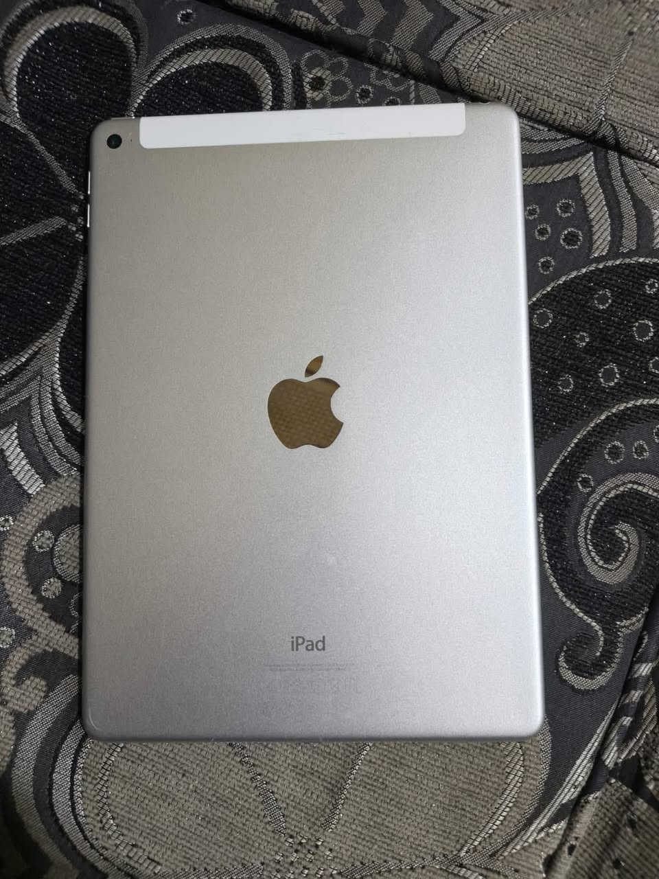 السلام عليكم
ايباد أبل اير تو  للبيع Apple Ipad Air 2 الذاكرة 32GIGA نموذج M  الجهاز نظيف كلش نظافتة 98% شرط شغال كامل  بصمة العاب كاميرات بوبجي السعر 125 وبي مجال كلش بسيط معاه ايربود + كيبل شحن  للأستفسار اكثر ع الخاص المكان موصل الجانب الايسر


**إذا كنت صاحب هذا الإعلان وتريد حذفه لأي سبب، رجاءا أرسل رسالة إلى الدعم الفني**