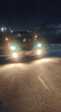 سمند موديل 12 كرستال سيارة مكفولة من ضربة والمعجون سيارة فقط صار بيها ...