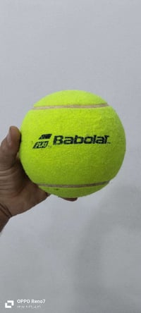 كرة تنس • حجم كبير