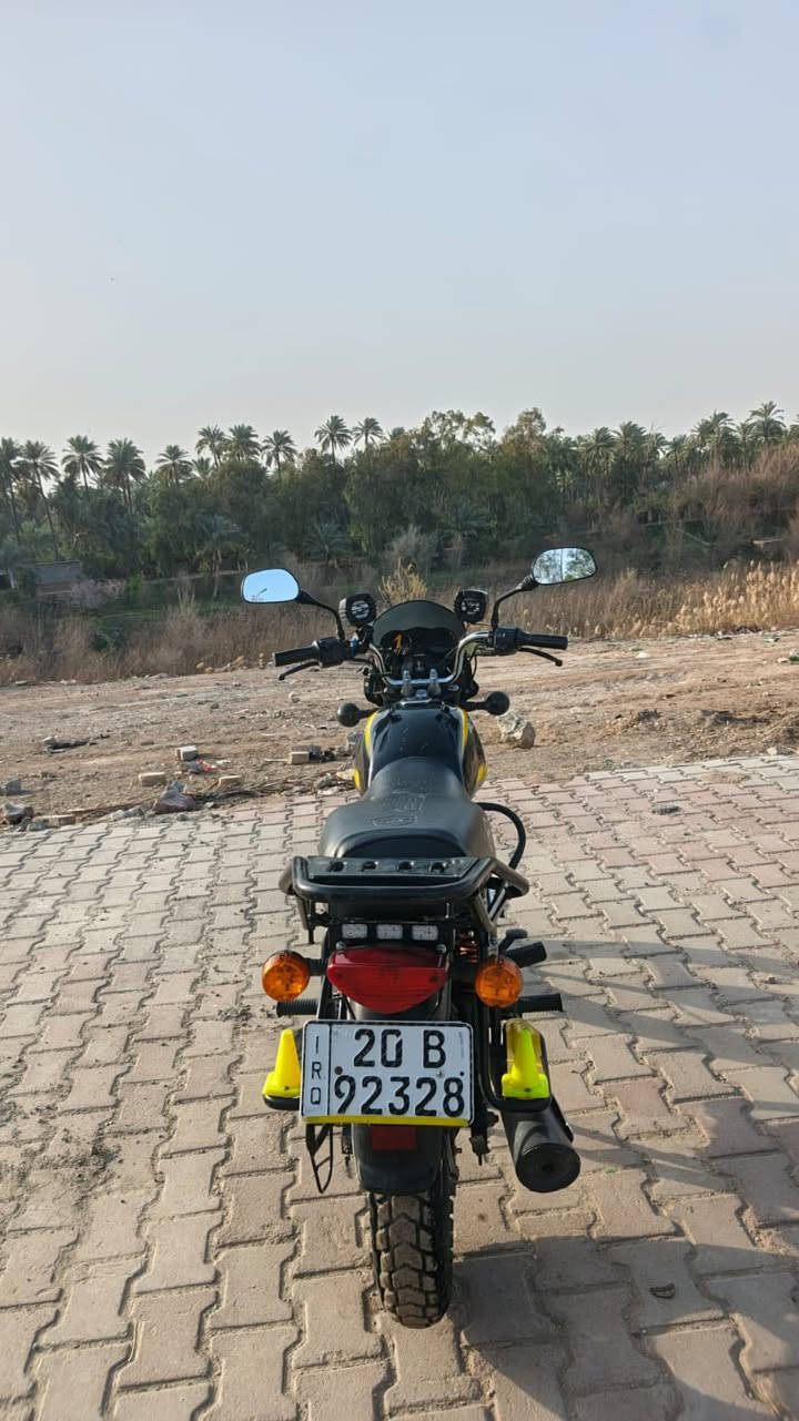 دراجة بوكسر 23 نضافة فوول الدراجة مرقم تحويل ثاني يوم السعر 2400 وبيها مجال مكاني بعقوبة ***********
