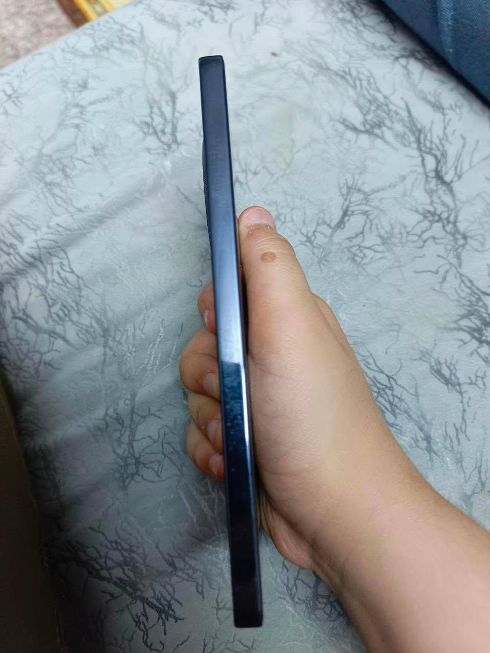 سلام عليكم موبايل تكنو كامون 30برو 5G موبايل اخو الجديد يعني الناضفه97بالميه وكلش نضيف وياه شاحنه اصليه الذاكره256  RAM12+12يعني احسن شي يدعم90فريم بالبوبجي والتحديث القادم١٢٠فريم المعالج مالته فلاكشب جداً قووي العالج اسمهMediaTek Dimensity 8200 Ultimate
الكامره جداً قووية4K  والكامره الاماميه100ميكا بكسل السعر 300الف قفل قفل متواجد واتساب فقط*********** مكاني بغداد الحريه شارع العريض مال الدور
