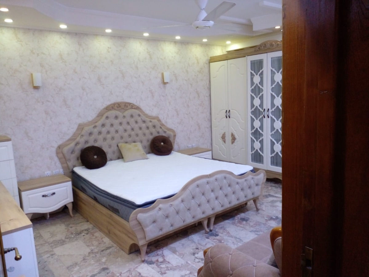 💫اكتب رقم واحد يوصلك السعر خاص💫

💫دار للبيع منطقة الكرادة داخل

💫المساحة 140 متر واجهة 7 

💫حالة السند مشترك 

💫يتكون من كراج حديقة استقبال مطبخ حمام عدد 2 غرف نوم عدد 3 

📍العنوان الكرادة داخل شارع بن رضا علوان

💫*********** 💫***********💫
