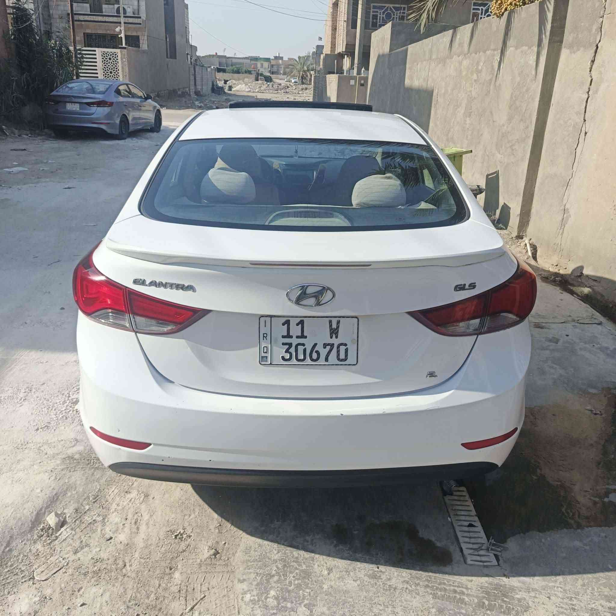 سلام عليكم
النتره ٢٠١٥ خليجي

سونار موجود 

رقم بغداد تحويل ثاني يوم

مواصفاته مري شفط

اشاير بل مري

فتحه سقف

تبريد قطعتين

داخل صاج

تحكم جهتين

ويل كب

الماكينه 2000

مكاني بابل 

سعر 115 و بيها مجال

رقمي ***********
