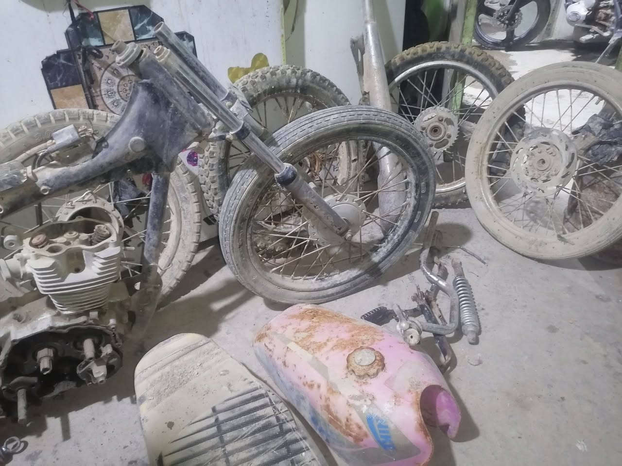 السلام عليكم 

شلع للبيع قيم واخذ مكاني حله


**إذا كنت صاحب هذا الإعلان وتريد حذفه لأي سبب، رجاءا أرسل رسالة إلى الدعم الفني**