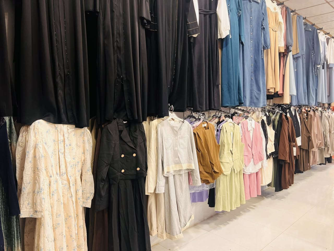 مسابقة راح افوز اكثر من 20 شخص من التعاليق 
علق وشارك المنشور وربح معه عمر ارويش 
ازياء عمر ارويش القسم النسائي


**إذا كنت صاحب هذا الإعلان وتريد حذفه لأي سبب، رجاءا أرسل رسالة إلى الدعم الفني**