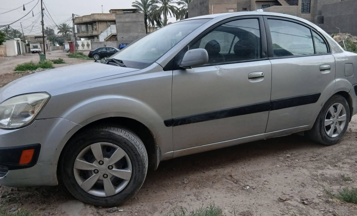 السلام عليكم
سياره كيا ريو 2008 للبيع سلفر  وارد امريكي محرك 1600 كير اوتوماتيك رقم بغداد الدولي مشروع وطني  سنتر لوك  سياره نظيفه بيها ملاحظات بسيطه جدا موضحه بالصور مكان السياره بغداد المحموديه السعر 82 وبيها مجال بسيط  للاستفسار الاتصال على الرقم ***********
