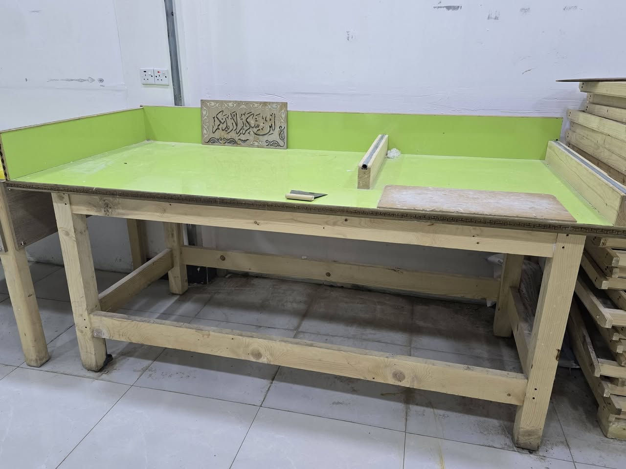 السلام عليكم غراض فرن للبيع المكان بغداد زعفرانية الاتصال على الرقم ***********
