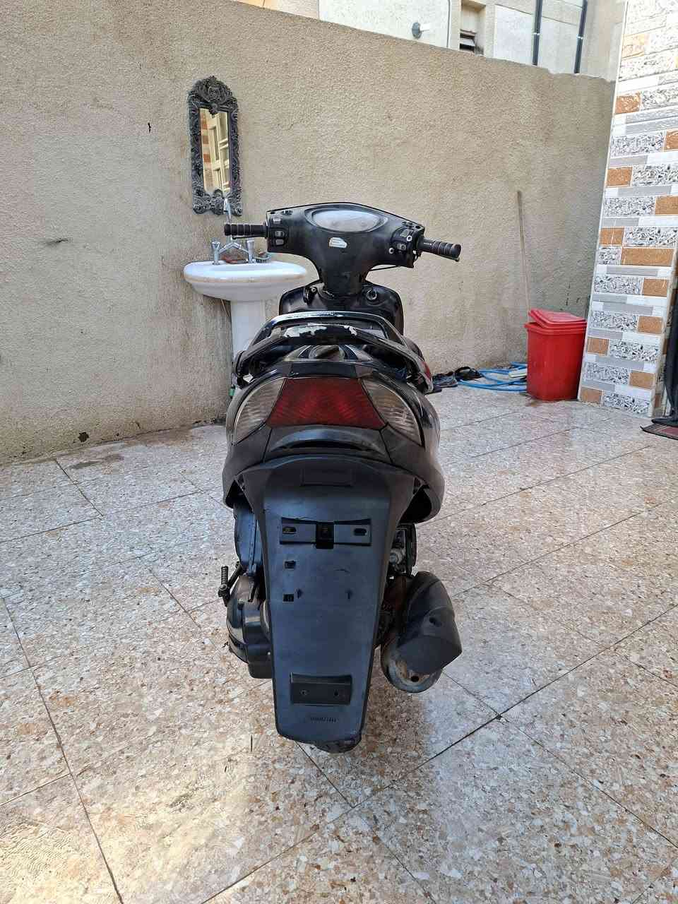 دراجه ثعلب للبيع كامله شغاله سلف هندر  دراجه مفتوحه السعر 350 وبيها مجال ولشراي يتصل ***********
مكان كربلاء طويريج
