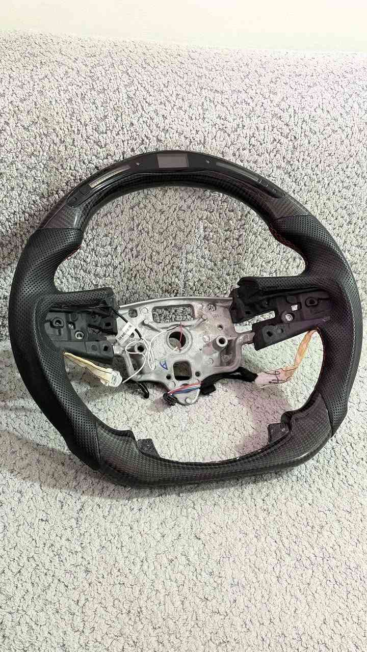 ستيرن رياضي rpm 
تدفىة للقبضات للسيارة البيها تدفئة ستيرن
حرف D
استيراد خاص انا طالبه ومسوي 
السعر على الخاص 
خاص للسلفرادو


**إذا كنت صاحب هذا الإعلان وتريد حذفه لأي سبب، رجاءا أرسل رسالة إلى الدعم الفني**