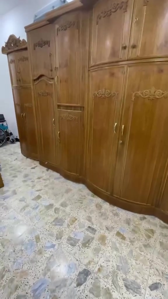 غرفه نوم نجاره للبيع 800 وبيها مجال المكان الصابيات ‏‪***********‬‏
