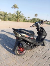 ماكس • ٢٤ • صيني