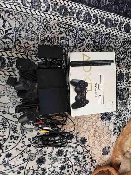 جهاز للبيع بلي2 نضيف ويا يدات2 و ملحقات كاملة بي 28لعبة منهن بيس 2016وسباق سيارات وكريتوس الجزء الثاني و تكن فايف وجي تي اي سان اندرياس سعره 45 الف مكاني ديالى بعقوبة الرحمة ***********
