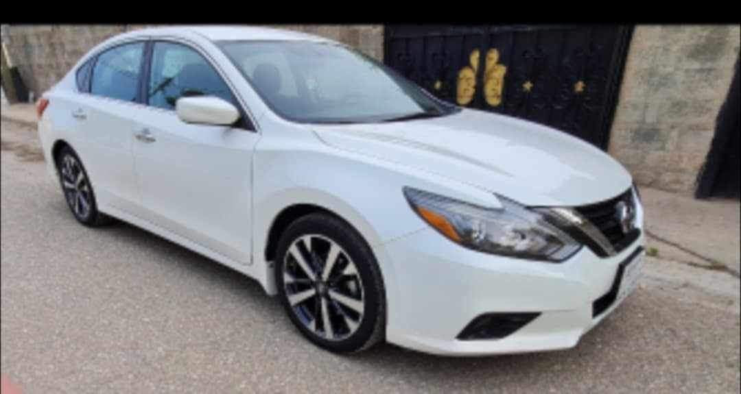 نيسان التيما2017 sr
بجم كبس بدون ايرباكات 

فقط قبغ الصندوق تعديل بارد

بيها 3 اماكن تعديل بارد بكد شبر 

مابيها قطرة صبغ 

بيها حالوب كولش قليل ومايبين صارت بالعراق

تايراتها جديده

صدر جديد

باتري جديد 

سيارة مال جناي 

واقعها احلى من الصور 

رقمها سليمانيه بأسمي 

ماشيه 134 كم 

للاستفسار اكثر 

واتساب

***********
