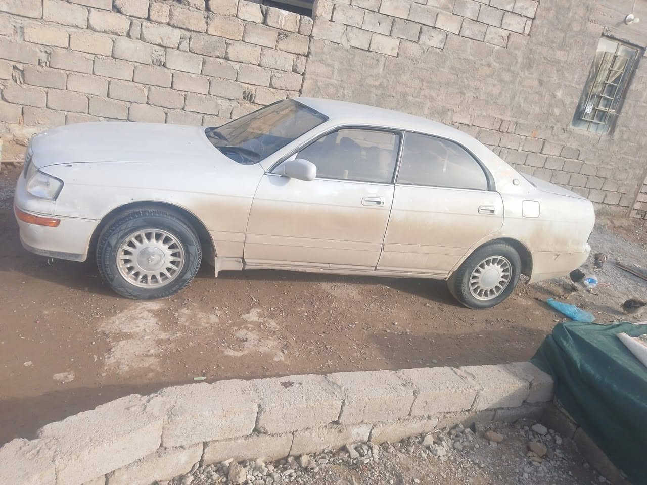 بطه للبيع موديل 93 شرط محرك وكير جدد وصدر جديد تايرات اربعه جدد السياره مكفوله كفاله عامه سنويه عضم عاج شرط تحويل وكاله وترهم مراوس( ملاحضه (السياره مكسوص)اني مكلف بل نشر اتصل علا راعيهه ***********
