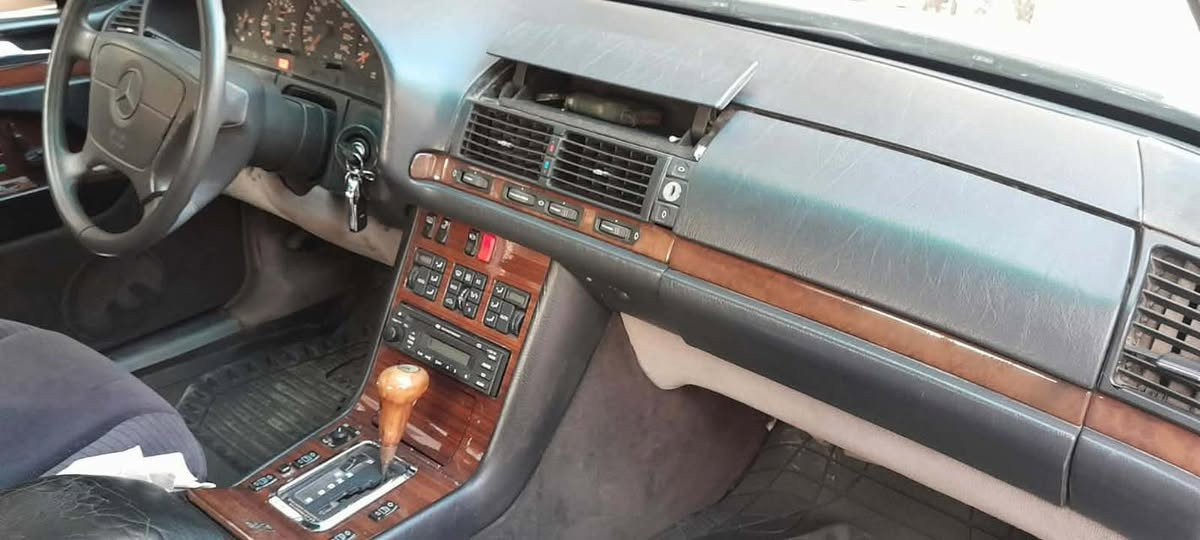 مارسدس شبح جاهزه من كل شي تفاصيل كامله ب الفيديو باسمي رقم بغداد السعر 65وبيه مجال ***********
