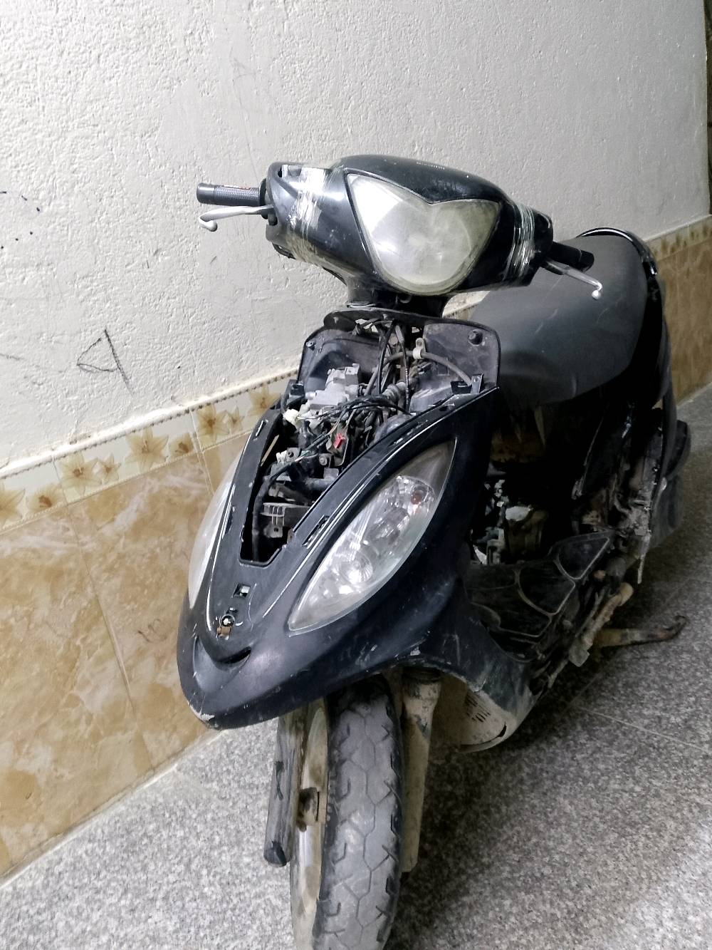 دراجه جيفور عطلانه سلف هندر فقط باتري جديد مشدود بيه العنوان ناصرية مركز 