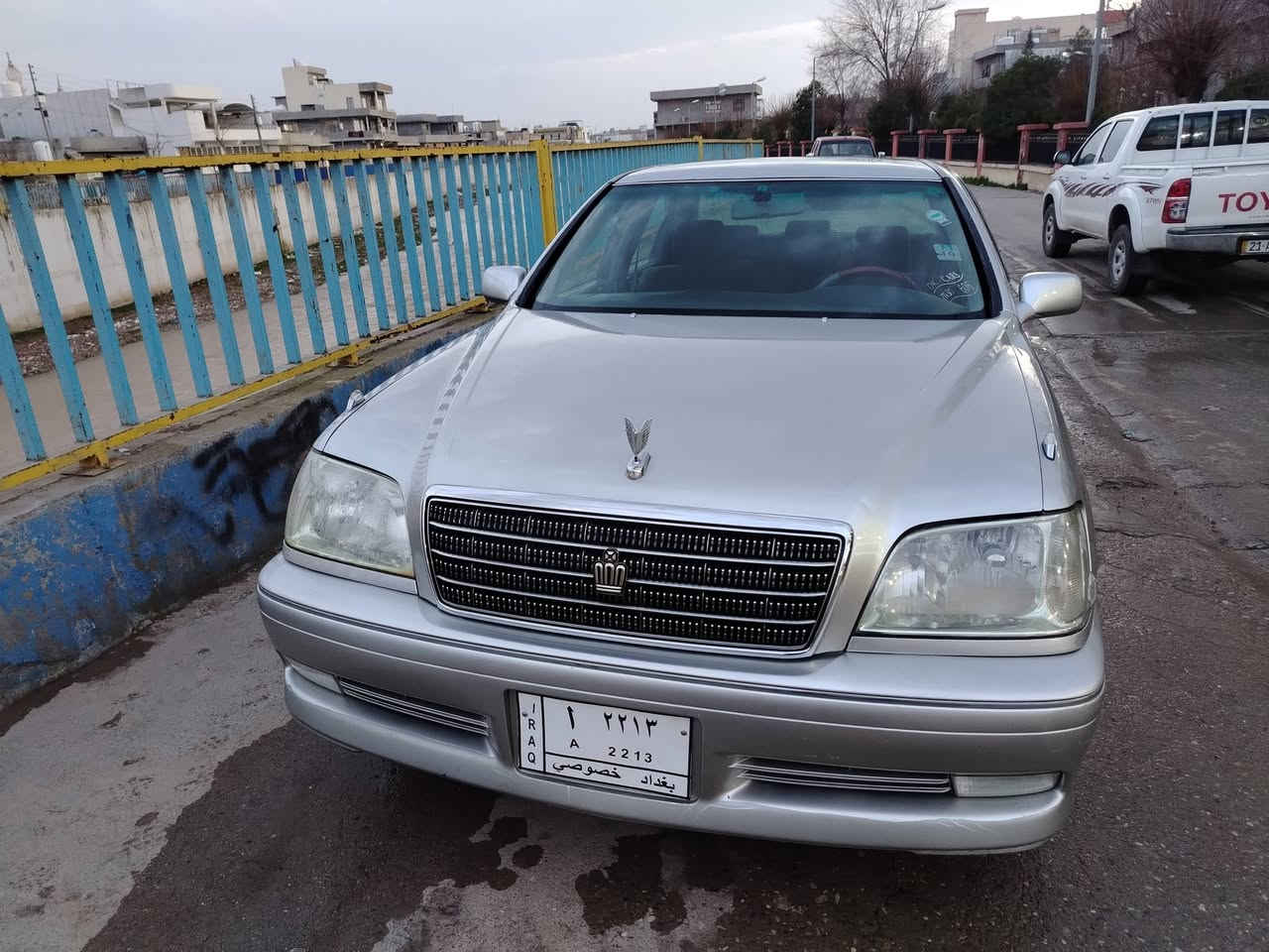 بەناوی خوای گەورە مەلیکە 2002دیفۆڕی بچوک دودوگمەپەرده پێشودوا کریستاڵ کامل مەسرەف هەموگیانی بەشەرت بێ دیلکۆ بێ دەعمو لێدران 3پارچە بۆیاخ  چرکەو گەڵایە ببڕەتایەی تازە شوێن سەیدسادق   نرخی 47وکەمێ خاتر ***********       ***********
