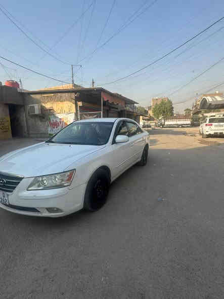 سوناته 2008وارد امريكي مكينه 6سلندر
رقم بغداد هزه وسنويه جديده وباسمي السياره

ضربته من امريكه بابين وهنا مصبوغه حزام

سيارة كير مكينه جدد تبريد تدفه كله جديد

صدر السياره بحالة 75بل 100 ما متعوبه

بيه منضومة زنون جديده مكان السيارة بغداد

السعر 90 وبيه مجال

***********
