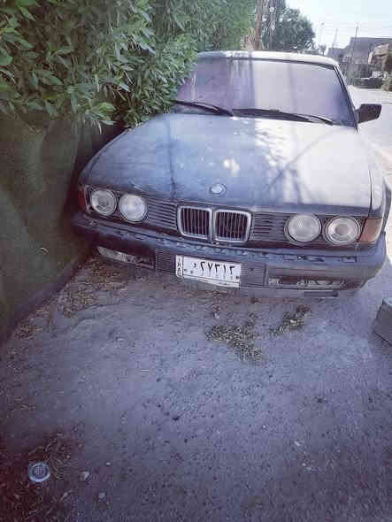 السلام عليكم
BMW ٧٣٥
موديل ١٩٨٩
للبيع على وضعها
سيارةباسمي شغالة وتمشي 
السعر المطلوب ٢٨ ورقة $$$
وبيها مجال بسيط ان شاء الله
الهاتف (***********)
متوفر واتساب
