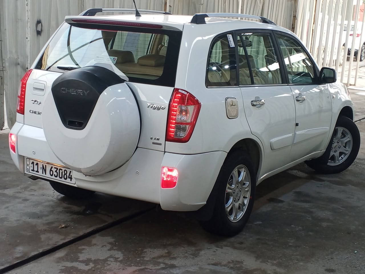 تيكو 2013 سياره جديده جدا جدا
مكفوله من جميع النواحي محرك وكير ما مفتوح ومكفول
رقم بغداد دولي سعره 72ورقه للاستفسار ***********
