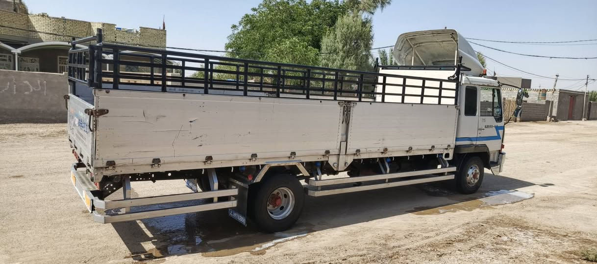 سلام عليكم سياره فوصه مربع للبيع بسمي رقم واسط مشروع وطني شرط تحويل سنويه جديده 2029تخم تاير حداديه جديده كهربائيّات كله شغاله كير ومكينه مكفولات مكينه 15عادي لاصرف ولا بخار سته وربع بلاد بدي 80 قطعتين سياره جاهزه للعمل ماناقصه شي عنوان واسط كوت الشراي يتصل وبي خير ويدلل ***********
