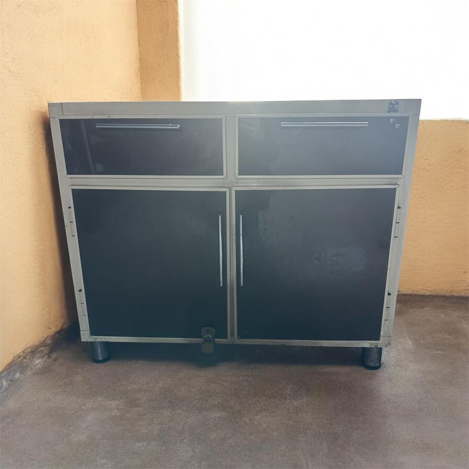 للبيع ***********
