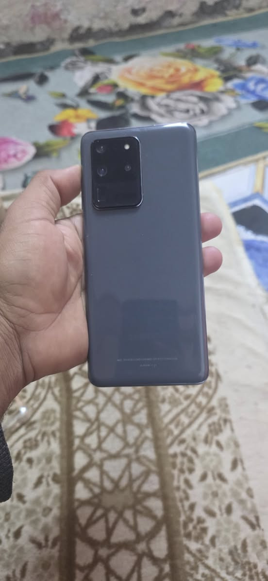 اس 20 الترا نظافه 100% اخو الجديد السعر 350الف حتى لزكة الشركة موجودة واتساب  ***********
