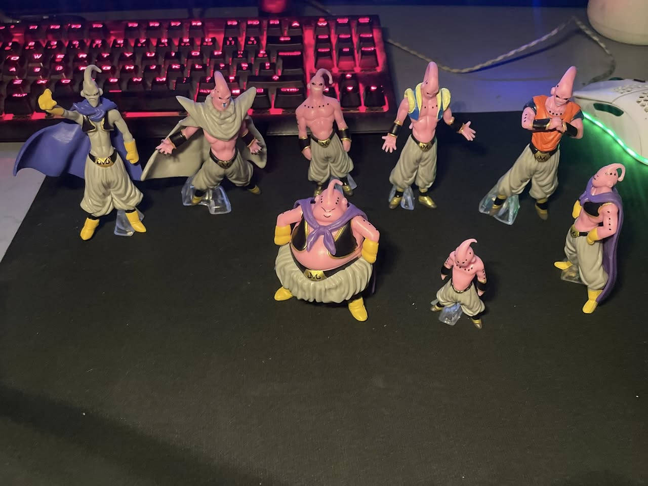 متوفر ذن المجسمات ٨ قطع وعندي توصيل


**إذا كنت صاحب هذا الإعلان وتريد حذفه لأي سبب، رجاءا أرسل رسالة إلى الدعم الفني**