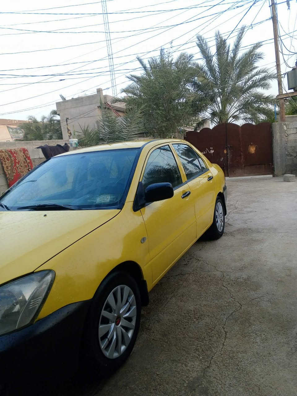 السلام عليكم
لانسر للبيع موديل 2010
رقم ديالى مصبوغة حزام للجمالية محرك كير خير من الله تبريدثلج تدفة شغالة كهربياتها كلها شغالة مصفرة هيئة غرامات  شرط التحويل تخم تاير السيارة جاهزة السعر 65وبيها مجال للستفسار اتصال على الرقم ***********
مكان ديالى سراجق
