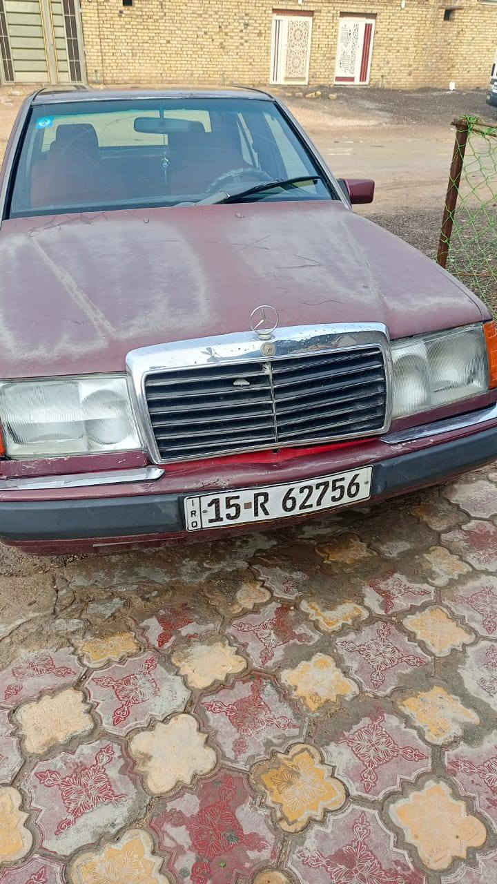 للبيع مارسدس دب موديل 1991محرك محور بطه الاتصال على هذا رقم الهاتف ***********
