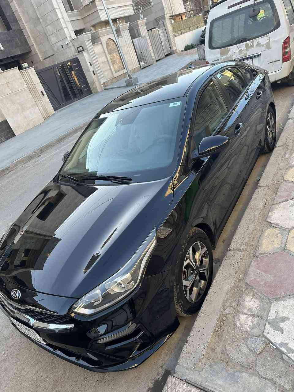 كيا فورتي (2019)🖤🔥
السعر 115$ 
***********

⚙️ محرك 2000 سي سي
🔧 گير أوتوماتيك محور AT
📉 الممشى 60 ألف ميل
🛡️ كير ومحرك ضمان الفحص
📡 رادار أمامي
📷 كاميرا خلفية
🎛️ تحكمات ستيرن
🛞 تخم تاير جديد
✨ حمام كامل + بوليش
🛡️ نانو سيراميك
📄 السيارة باسمي
🇺🇸 حادثها في أمريكا
🚪 حادث هنا باب الصدر والوراء مثل موضح بالصور
