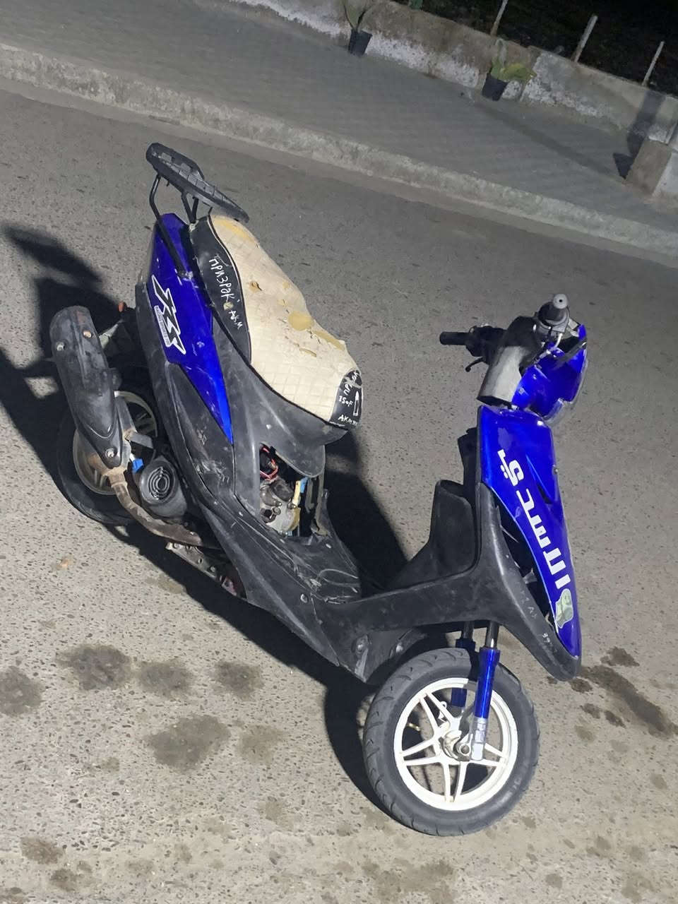 سلام عليكم
ماكس عدله تعمير جديد بوشه او بستم 49 يعني بلادي مو رياضي درجه خير من الله اليوم كملت بعد بيها شكم شغله نقص او سهلت سلف مو هندر اركز كلش زين سلف بيها ويل رياضي صدر رياضي كلاج بلادي كلشي بلادي بس مبخره رياضي كابريتر بلادي مالتها 

المكان الشعب الثعالبه شارع البنزين خانه 
مامتوجد خاص 
***********
