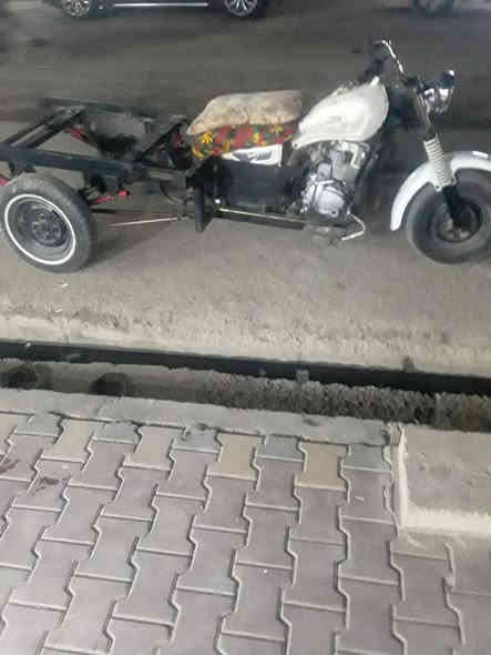 سلام عليكم ستوته للبيع موديل 13اوراق اصولي محرك وشاصي مكفولات نكره سلف سعر مليون و 100 وبيه مجال هاتف *********** مكان انصر
