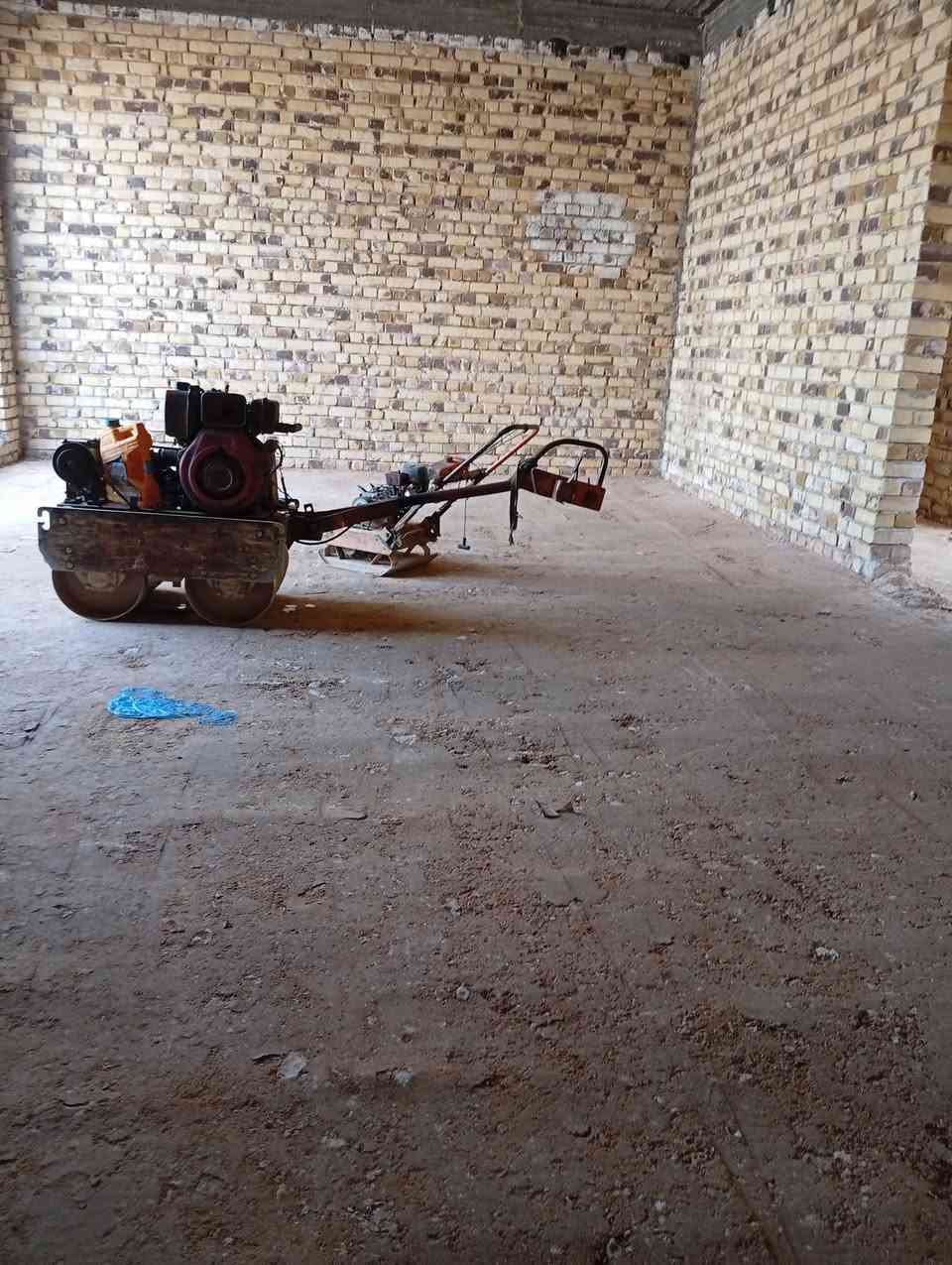 حادله واحد طن شرط الشغل هزاز عمل مختبر اسعار مناسبه شغل هندسي حدل مراحل اتراب سبيس وكذالك يوجد قفاز 
للتواصل والاستفسار الاتصال بل رقم او مراسله الصفحه 
***********محمد الظالمي
