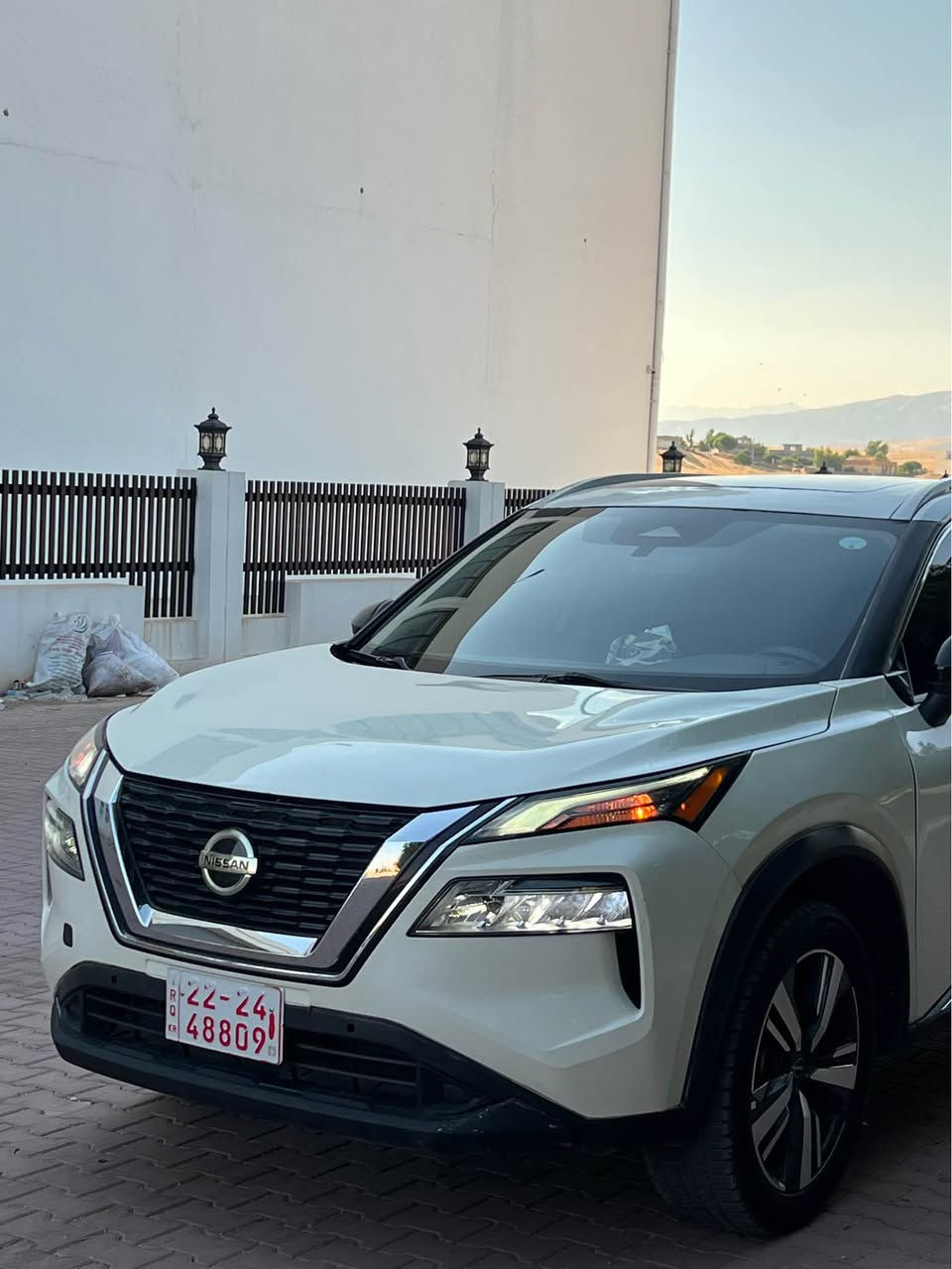 نيسان روج 2023 SL AWD 
سعر بلاش 💣🔥 115$ ورقه و بها مجال 
مواصفات 
بصمه 
شاشه كبير 
بابين بصمه 
رادار 
حساس 
بريك بصمه 
سندوق شفط 
و بعد مواصفات هوايه سياره مواصفات فول فول 
ضرر: جملغ و بابين صبغ بدون دواخل ارباك فقط ستيرن 

￼ ملاحظة : قماره شويه بي بارد 
سياره شرط ترقيم شمالي 
مكان سياره عقره 

فقط واتساب : ***********￼ اكر, نينوى
