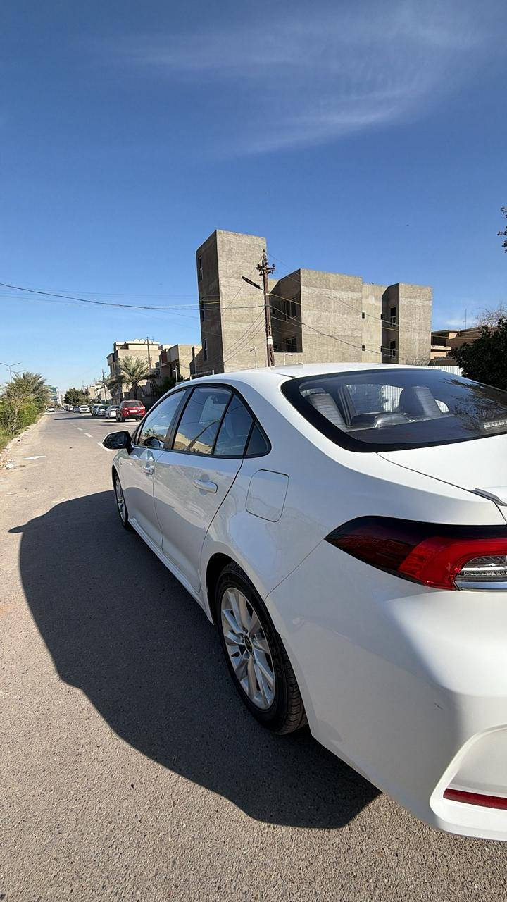 كورلة هايبرد موديل ٢٠٢٥ ماشية ١٥٠٠٠الف كفالة عامة ما
 عدة شخوط بسيطة اسفل الدعامية السيارة مدوشمة دوشمة عامة و مبدل تخم تاير جديد
السعر ١٥٥ورقة و بي مجال قليل حك الجية
رقم ***********
العنوان بغداد الحرية
