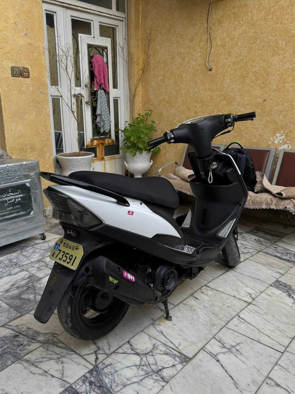 للبيع ماكس عدله موديل 2006 دراجه جاهزه وتخبل كفرات اصلي ختم واحد بيهة جم شغله تزويد . تايرات جديد كله جديد كهربائيات كله شغاله مكينه تخبل شلعه ومعدل كلجات امامي وخلفي رياضي اجة بيها من اليابان مكاني بابل مركز المدينه . السعر ٨٥٠ وبيهة مجال
هذا رقمي بي واتساب ***********
