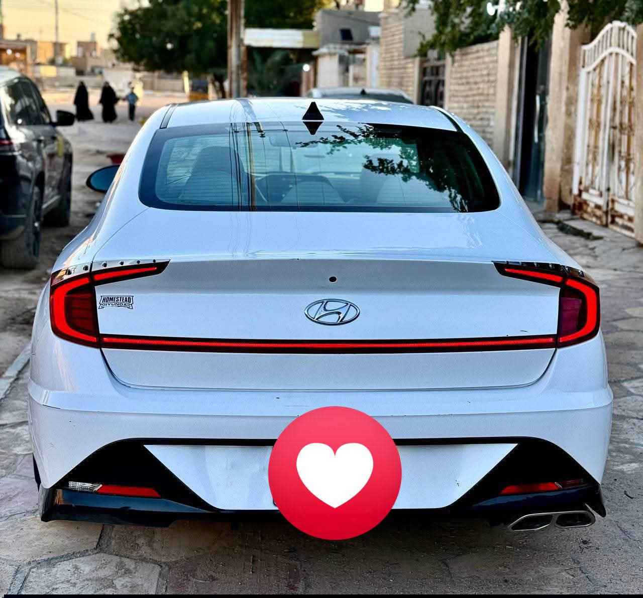 سلام عليكم 
سوناتا وارد امريكي 
موديل 2021
سياره جديده معنى الكلمه
سياره فول للاخير عدا الفتحه
صور الحادث مرفوقه ويه الصور 
سيارة ماشيه 64 سياره جديده
سياره معوقين سنه وتصير حره تريد وكاله حاضر 
قطعه وحده مبدل بس الجاملغ مبدل والباقي كفاله
سياره مابيها نقص اي شي
السعر. 165
*********** واتساب متواجد Singapore
