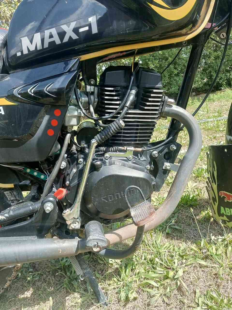 سلام عليكم  دراجه  ماكس وان  موديل 2024طالعه 2025دراجه خير من الله  دراجه مكفوله  المكان بابل اجبله السعر خاص  ***********
