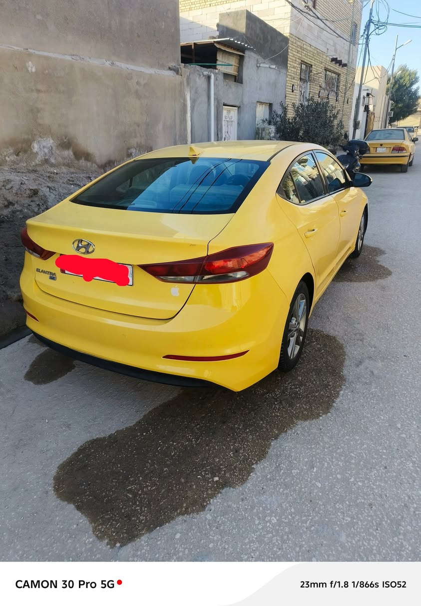 يالله السلام عليكم الانتر موديل 17 كفاله عامه ليبل واحد كلها بيها بخشم البنيد فقط دحجه زغيره شرط مكينه ما مفتوحه حداديه جديده كير تبريد ثلج منضومه غاز بيها رقم انكليزي جديد سنويه ل 30  السعر 128 وبيها مجال رقم  ***********
